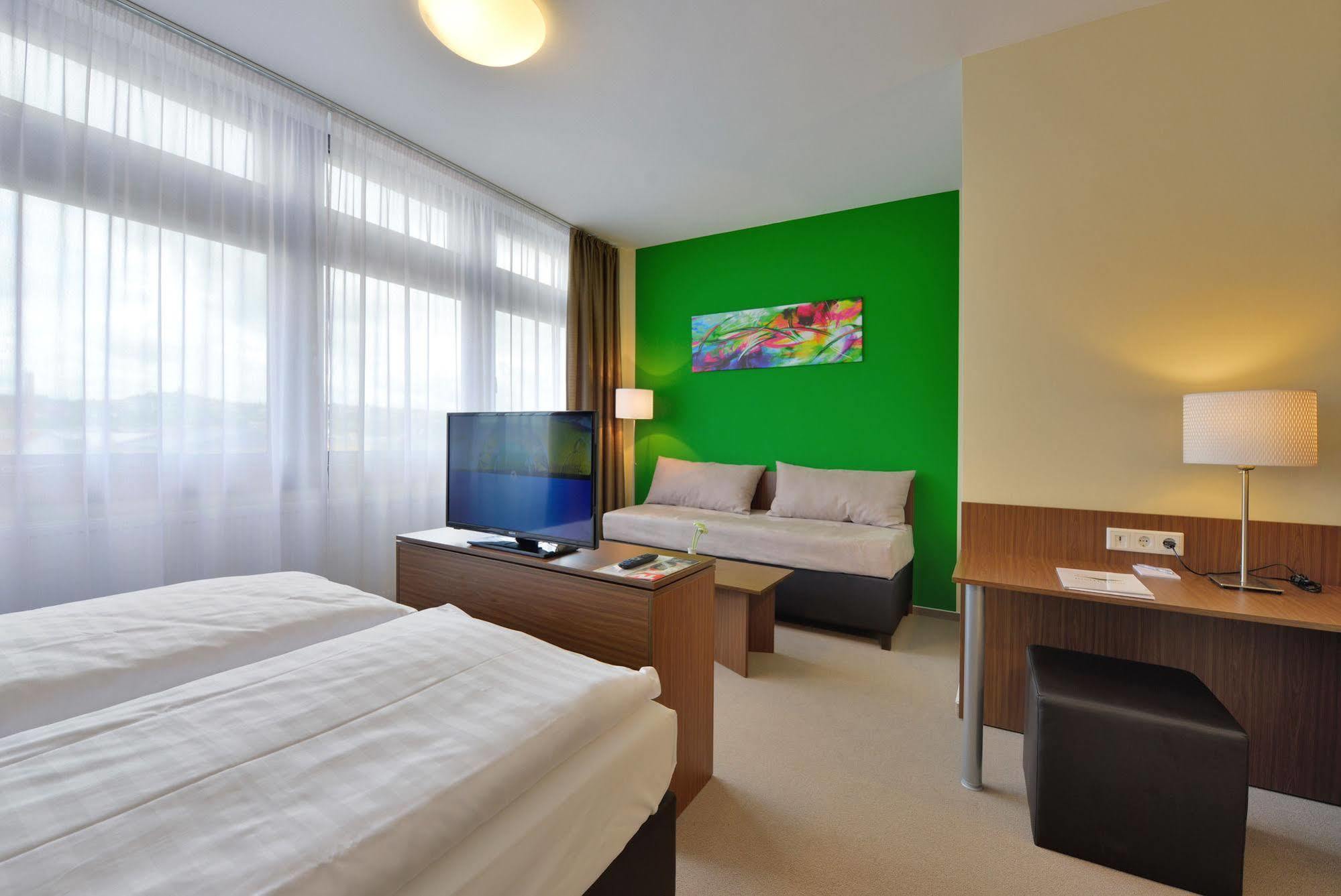 Invite Hotel Fulda City Hauptbahnhof Екстериор снимка